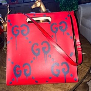 Gucci cross body purse